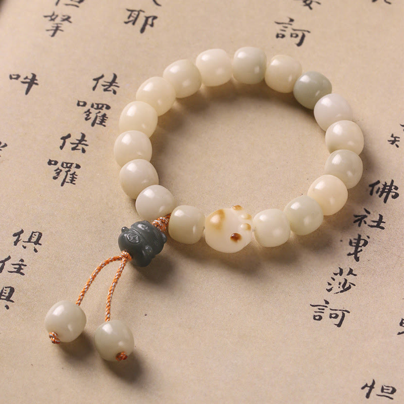 Braccialetto della pace con zampa di gatto, seme di Bodhi, pietre di Buddha Stones e gatto fortunato - Bodhi Seed Green Cat - image 1