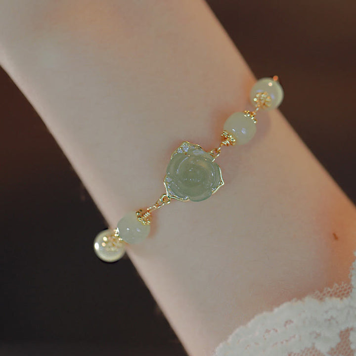 Bracciale con catena portafortuna in giada Hetian placcata in oro 14K con fiore rosa Buddha Stones