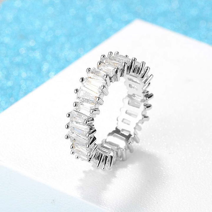 Anello di ricchezza in rame con motivo semplice