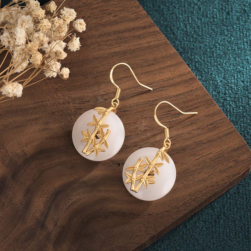 Orecchini Buddha Stones FengShui in giada bianca con fortuna