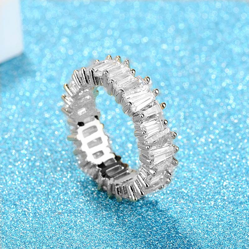 Anello di ricchezza in rame con motivo semplice