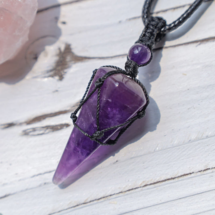 Collana con ciondolo a punta in pietra naturale Buddha Stones