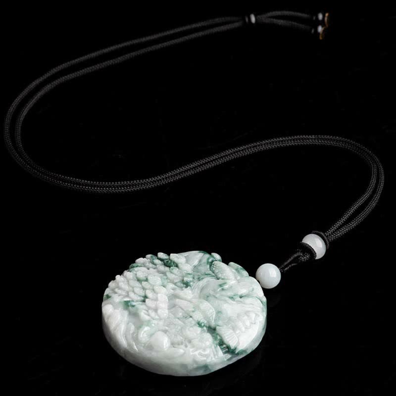 Collana con corda di abbondanza di giada con paesaggio montano Buddha Stones