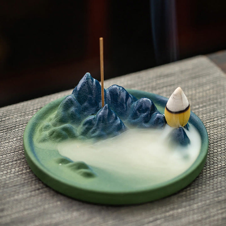 Bruciatore di incenso creativo Mountain River in ceramica con flusso di ritorno curativo