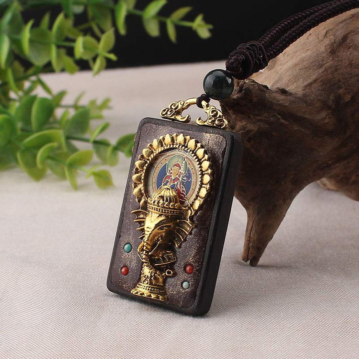 Collana con ciondolo a forma di corda con elefante in legno di ebano e dio della fortuna del Buddha - image 6