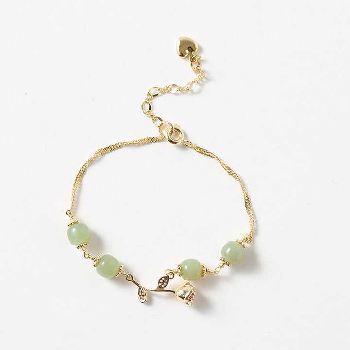 Bracciale con catena portafortuna in giada Hetian placcata in oro 14K con fiore di rosa dorata e Buddha Stones