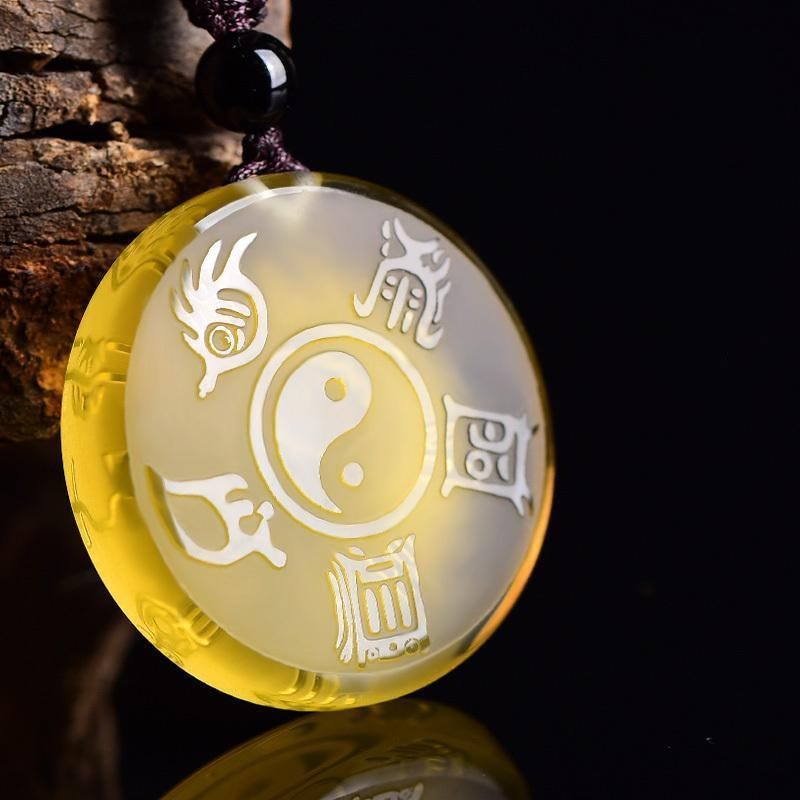 Buddha Stones Taoismo Cinque Montagne Sacre Simbolo Yin Yang Liuli Cristallo Equilibrio Collana Ciondolo Portachiavi - Collana Liuli gialla - image 9
