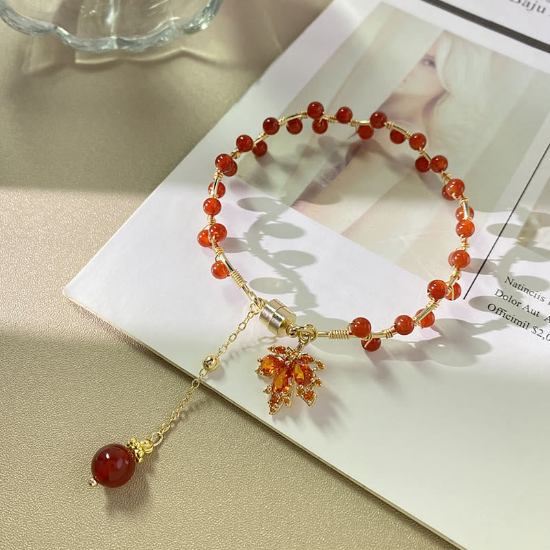 Braccialetto portafortuna con foglia d'acero rosso Buddha Stones