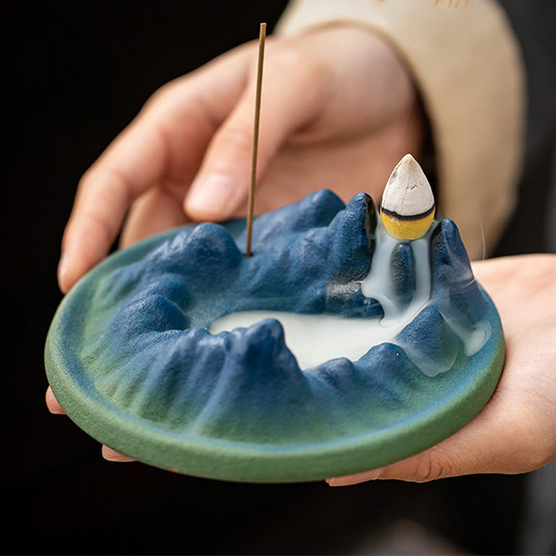 Bruciatore di incenso creativo Mountain River in ceramica con flusso di ritorno curativo