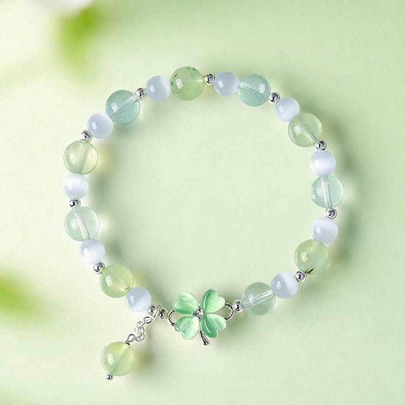Buddha Stones Braccialetto portafortuna con quadrifoglio e simbolo dell'amore in prehnite, quarzo rosa, calcedonio blu. - Fluorite di prehnite (Circonferenza del polso: 5,5–5,9 pollici/14–15 cm) - image 0