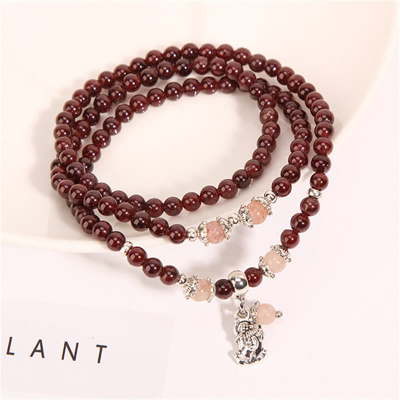 Braccialetto triplo giro con protezione PiXiu , Buddha Stones, granato naturale, quarzo fragola, fagiolini verdi