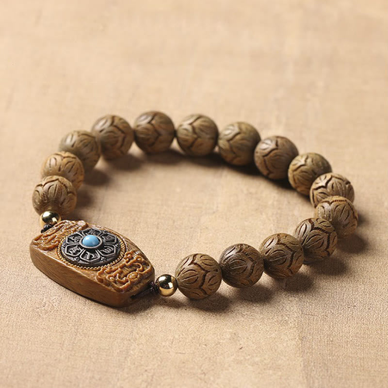 Braccialetto rilassante Om Mani Padme Hum in legno di sandalo verde e legno di ebano e sandalo Buddha Stones