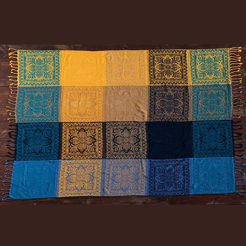 Coperta accogliente tinta a mano con motivo floreale colorato tibetano Buddha Stones
