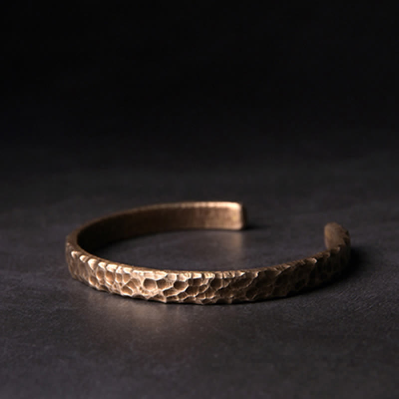 Bracciale rigido con polsino in pietra lavica e rame Balance