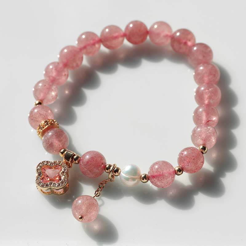 Braccialetto di guarigione con ciondolo a forma di quadrifoglio, perla e quarzo fragola Buddha Stones