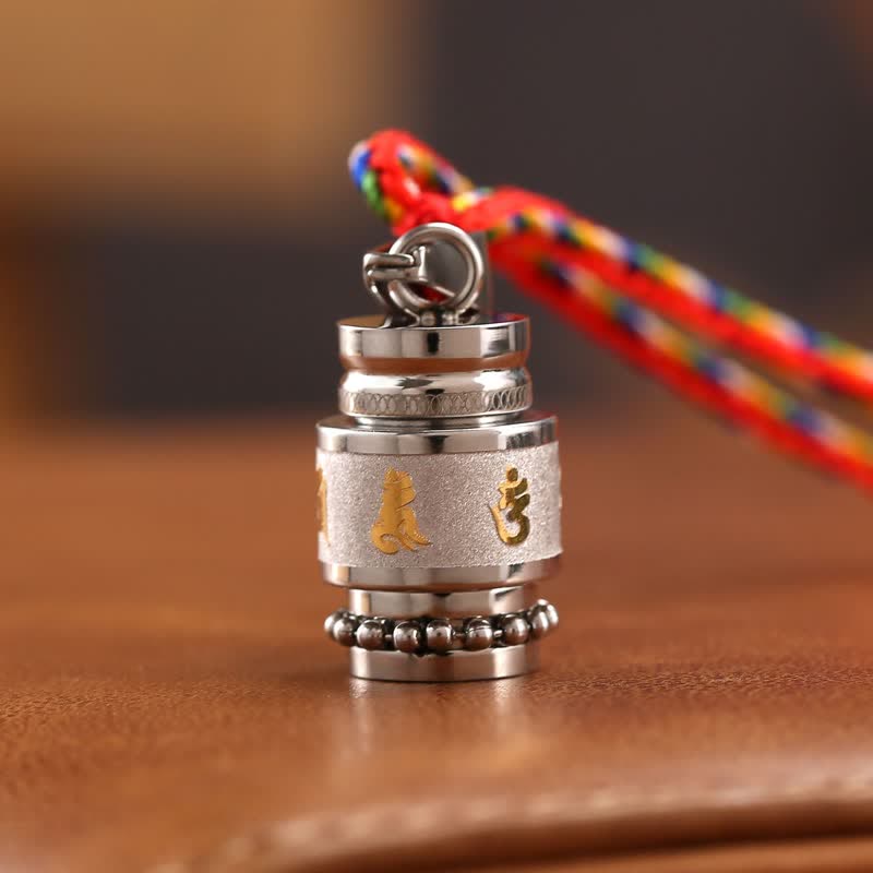 Buddha Stones Tibet Om Mani Padme Hum Shurangama Mantra Titanio Acciaio Saggezza Amuleto Collana Pendente - 1,2 cm*1,8 cm - Argento - Spago colorato - image 9