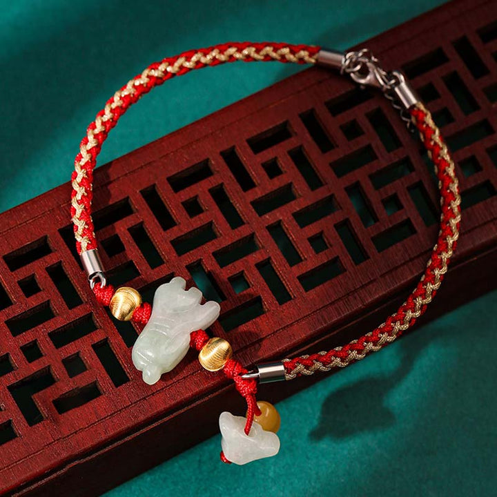 Buddha Stones Braccialetto/cavigliera con cordino rosso e giada dello zodiaco cinese, simbolo di prosperità. - Tigre (Bracciale/Cavigliera, misura 19,5+4 cm) - image 6