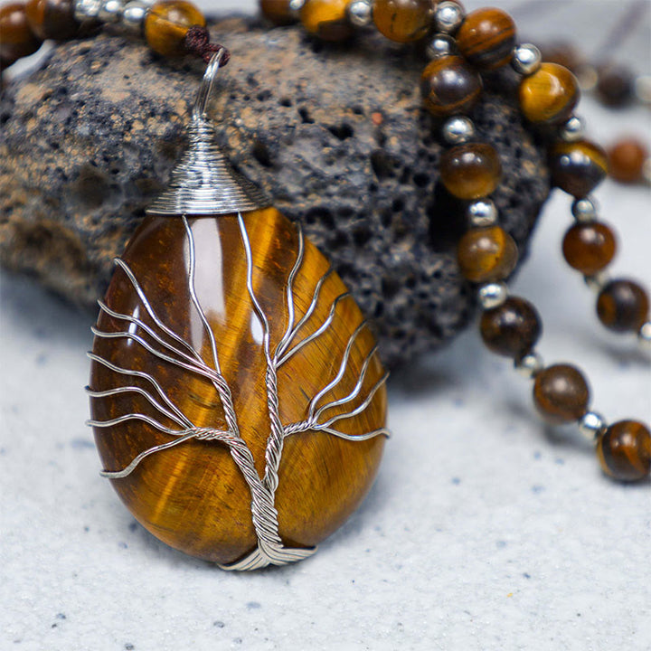 Collana con ciondolo di perline di forza di occhio di tigre naturale Buddha Stones