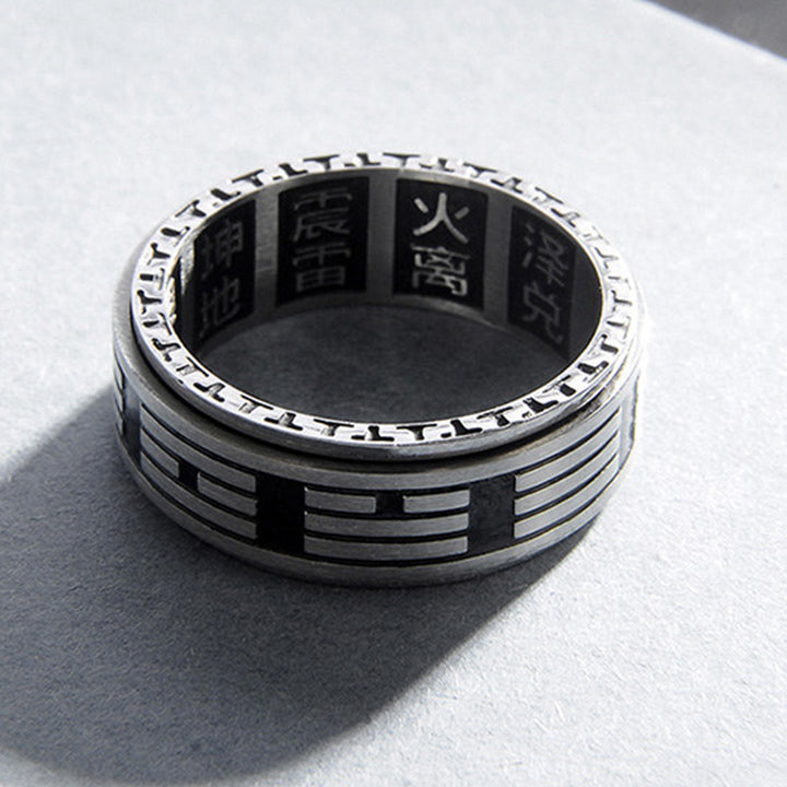 Anello girevole in acciaio al titanio con equilibrio Buddha Stones Bagua Yin Yang