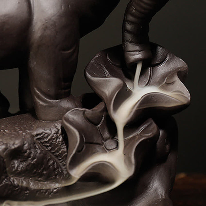 Decorazione bruciatore di incenso di guarigione della pace con fontana di fumo a riflusso in argilla viola elefante tibetano