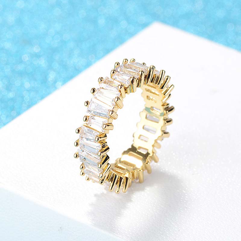 Anello di ricchezza in rame con motivo semplice