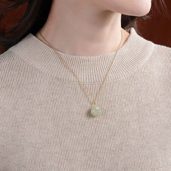 Collana con ciondolo portafortuna a forma di zampa di gatto carino in argento sterling 925 con giada bianca Hetian - image 3