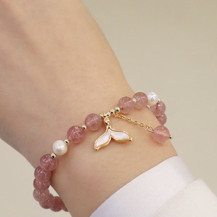 Braccialetto di guarigione con ciondolo a forma di carattere Fu, con ciondolo a forma di coda di pesce , con perle di quarzo fragola e alce sorridente