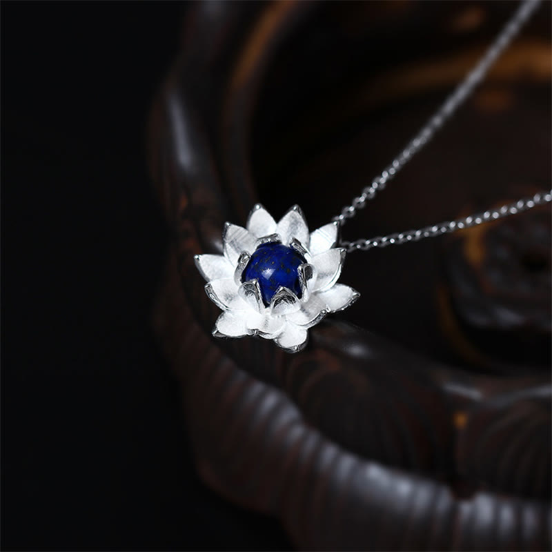 Collana con ciondolo a forma di fiore di loto in argento sterling 925, lapislazzuli e Buddha Stones, per la cura di sé - image 1