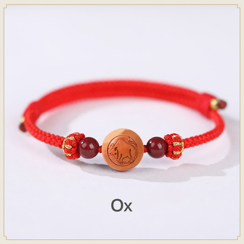 Braccialetto della ricchezza in cinabro intagliato con carattere dello zodiaco cinese Fu in legno di pesca naturale Buddha Stones - Rosso bue (circonferenza del polso 14-18 cm) - image 2