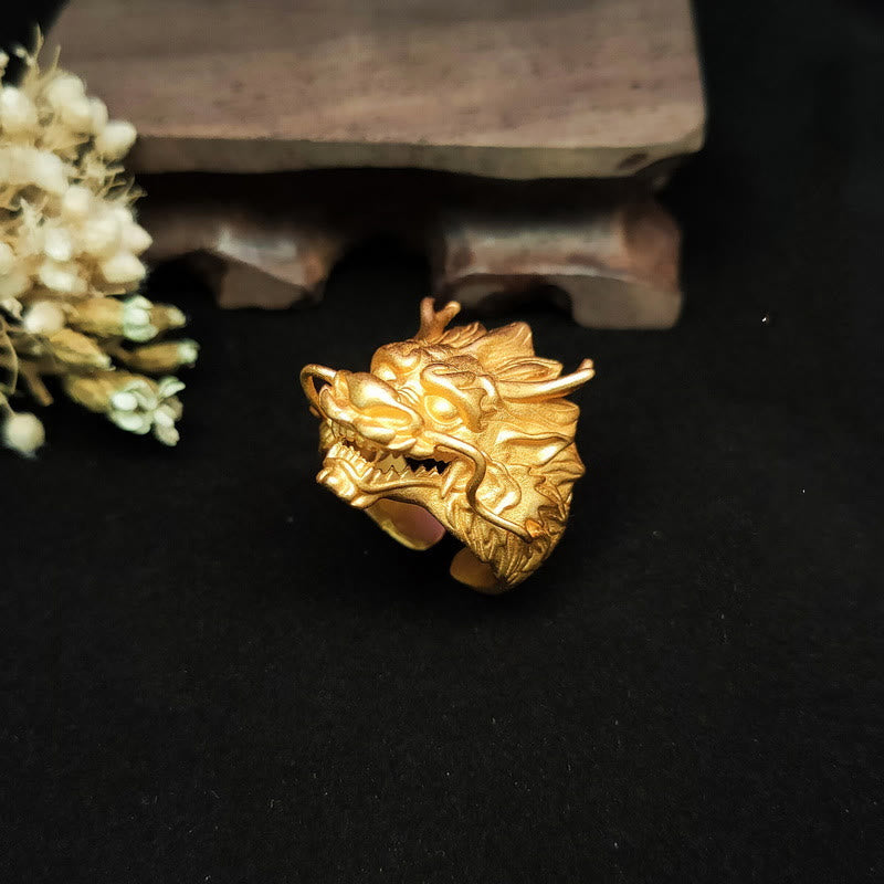 Anello di protezione della fortuna del drago dorato Buddha Stones