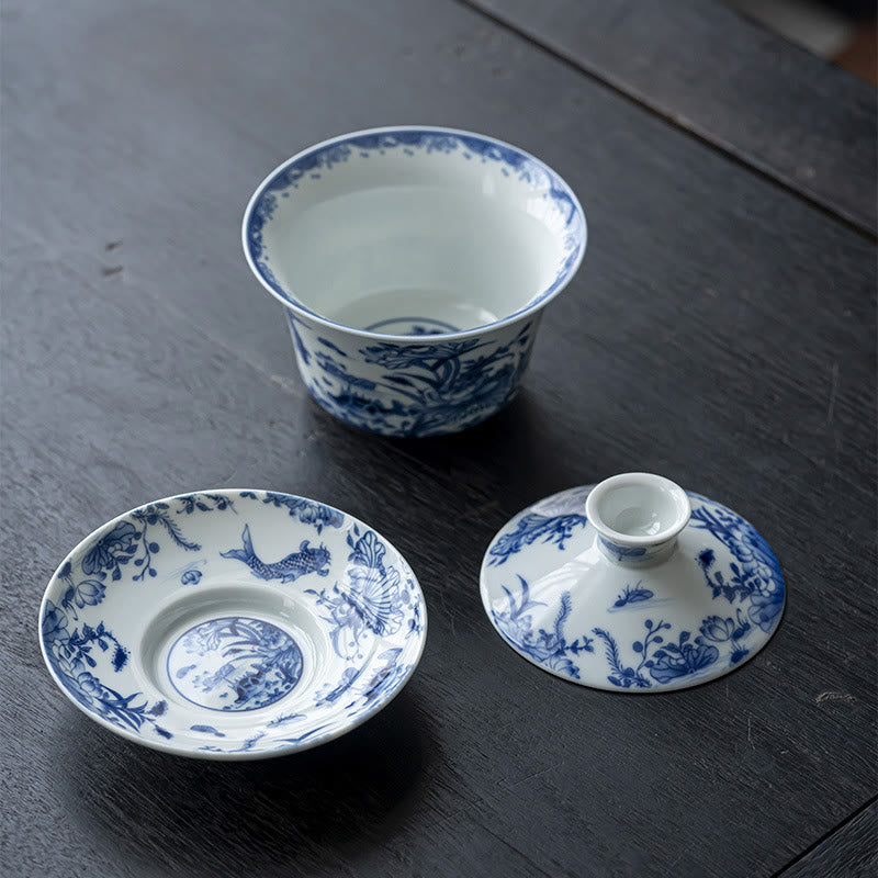 Buddha Stones Blu e Bianco Porcellana Loto Koi Pesce Danza del Leone Anguria Ceramica Gaiwan Sancai Tazza da Tè Kung Fu Tazza da Tè e Piattino con Coperchio 300ml