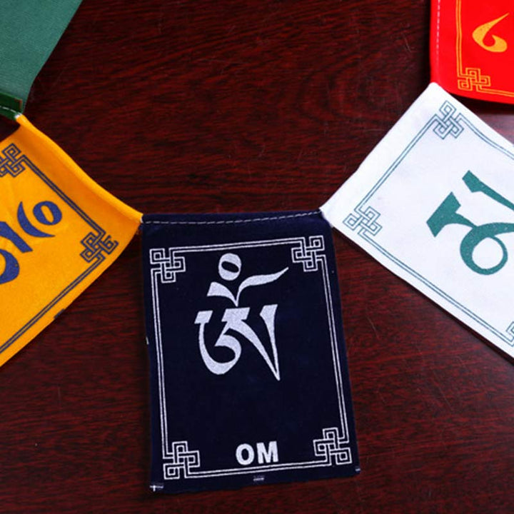Bandiera decorativa per auto con la benedizione tibetana del cavallo a vento Om Mani Padme Hum, ideale per esterni, con preghiera e decorazione per auto. - image 3