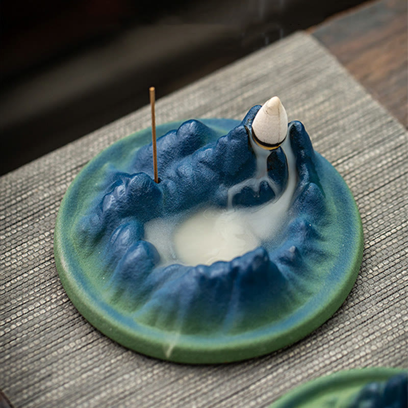 Bruciatore di incenso creativo Mountain River in ceramica con flusso di ritorno curativo