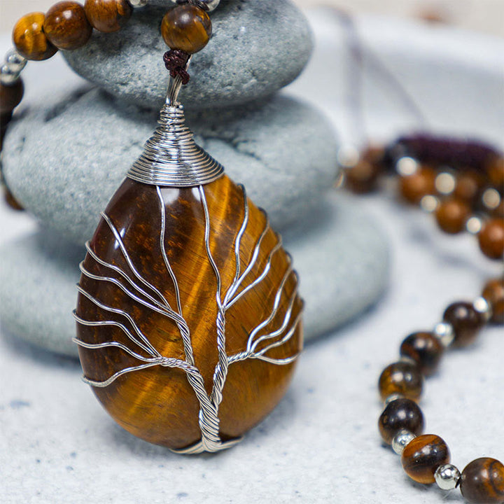 Collana con ciondolo di perline di forza di occhio di tigre naturale Buddha Stones