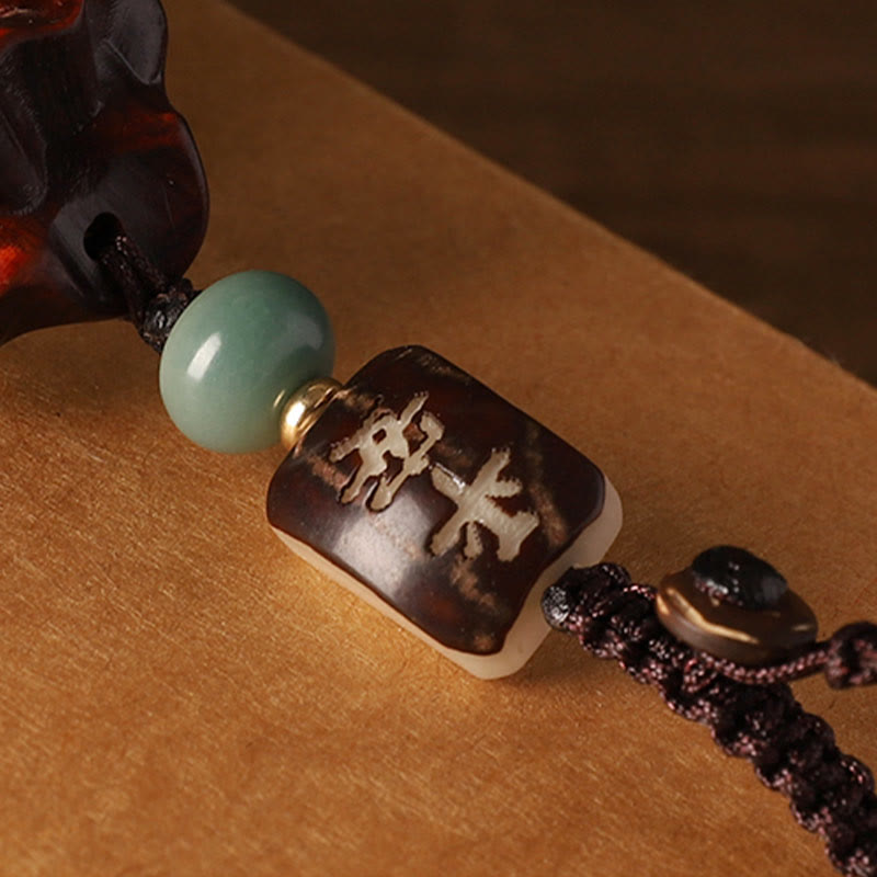 Buddha Stones Piccola foglia Sandalo rosso Sandalo verde Borsa per soldi Om Mani Padme Hum Portachiavi di protezione girevole Decorazione da appendere al telefono - image 3