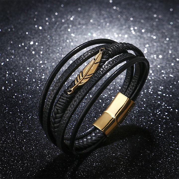 Bracciale con fibbia magnetica intrecciata in acciaio al titanio e pelle multistrato con motivo a piume Buddha Stones
