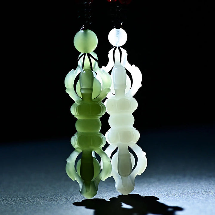 Collana con ciondolo di successo inciso Dorje Vajra in giada ciano naturale tibetana e giada bianca - image 2