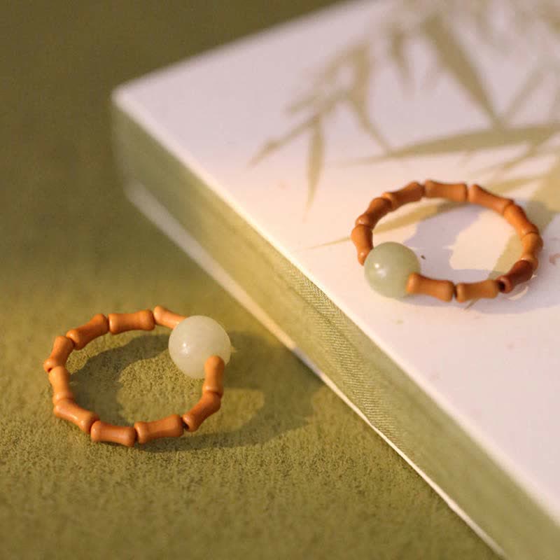 Anello portafortuna di bambù e perline di giada Hetian