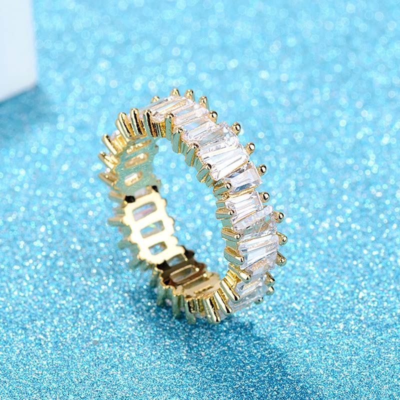 Anello di ricchezza in rame con motivo semplice
