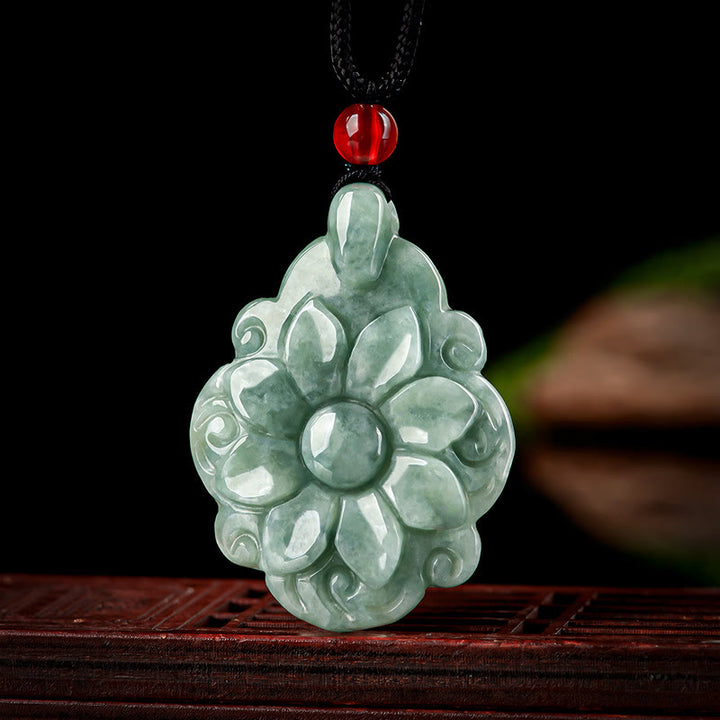 Buddha Stones Collana con ciondolo portafortuna con motivo floreale Kalanchoe blossfeldiana in giada naturale