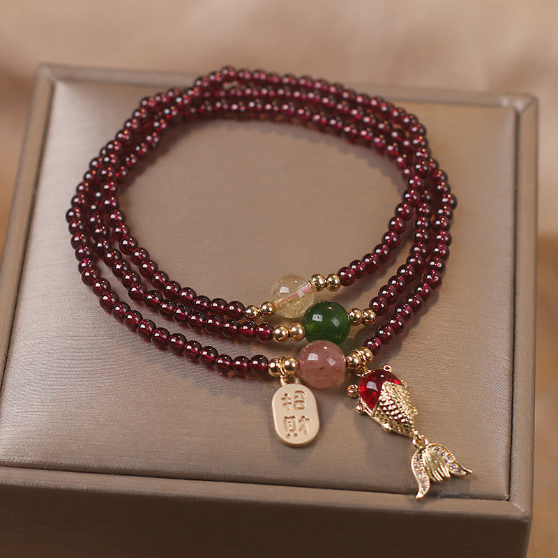 Buddha Stones Granato naturale Cristallo di quarzo fragola Volpe Koi Pesce Pace Fibbia Fortuna Protezione Braccialetto a triplo giro